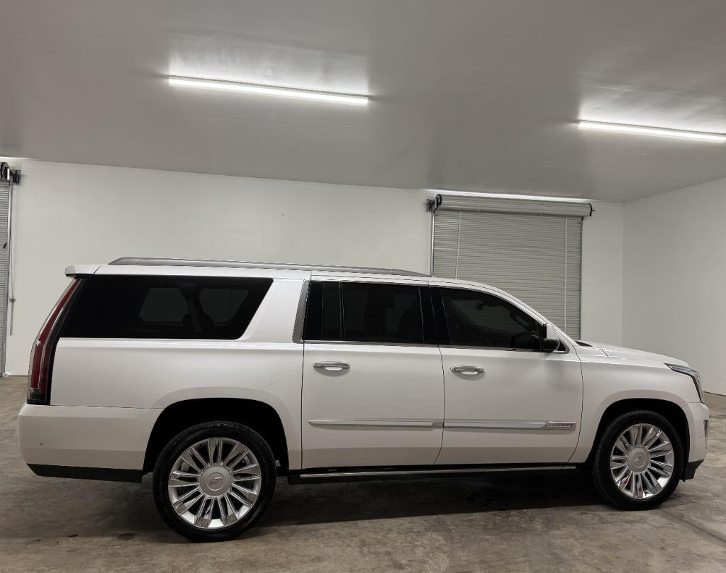 2017 Cadillac Escalade - $19,950