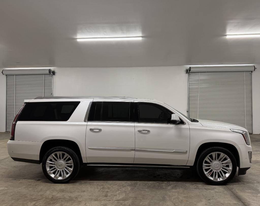 2017 Cadillac Escalade - $19,950