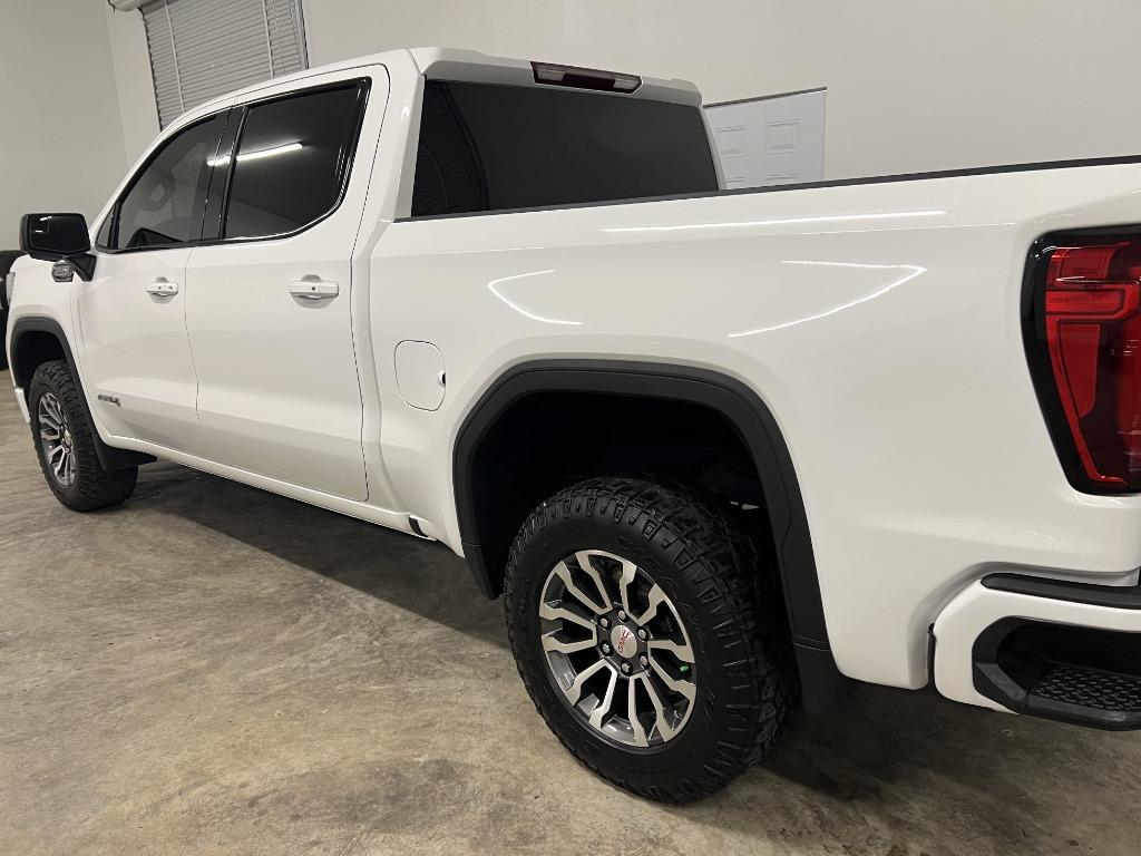 2021 GMC Sierra 1500 - $42,500