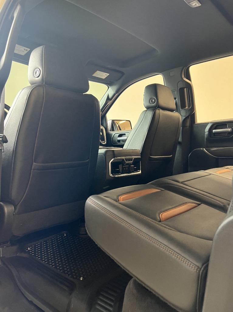 2021 GMC Sierra 1500 - $42,500