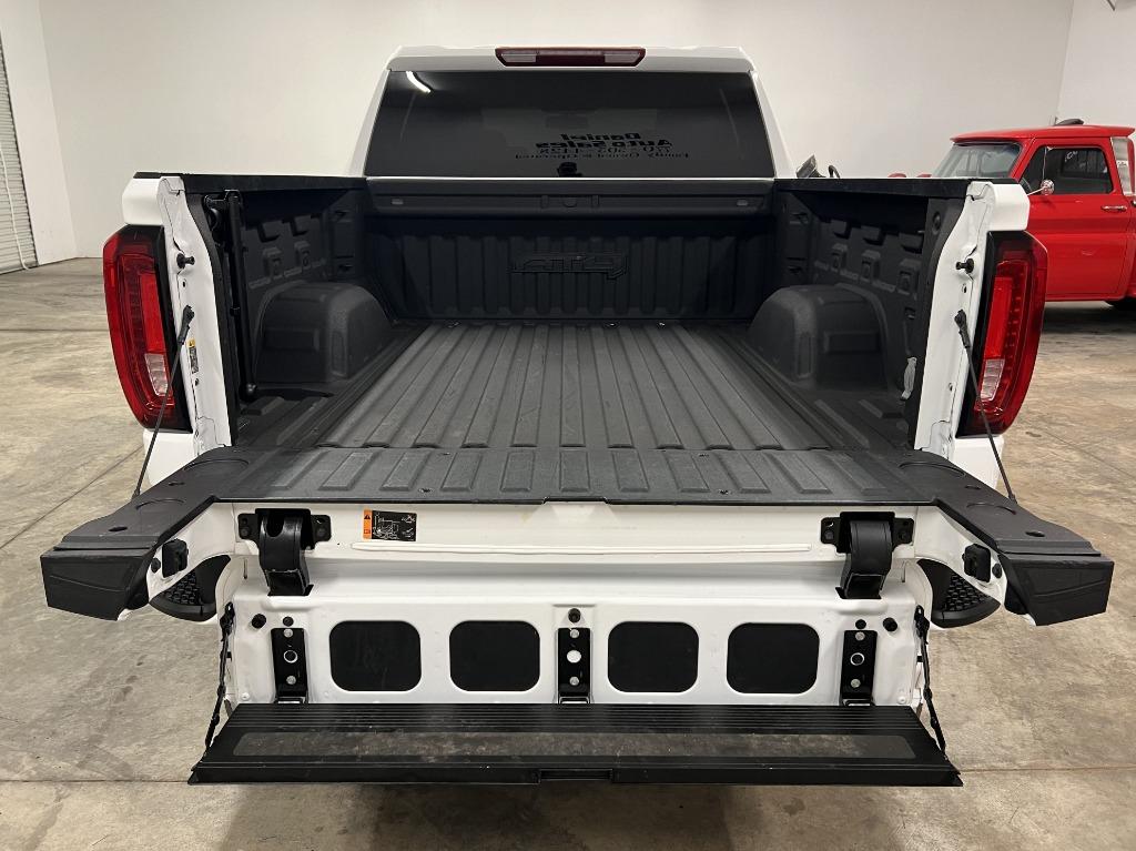 2021 GMC Sierra 1500 - $42,500