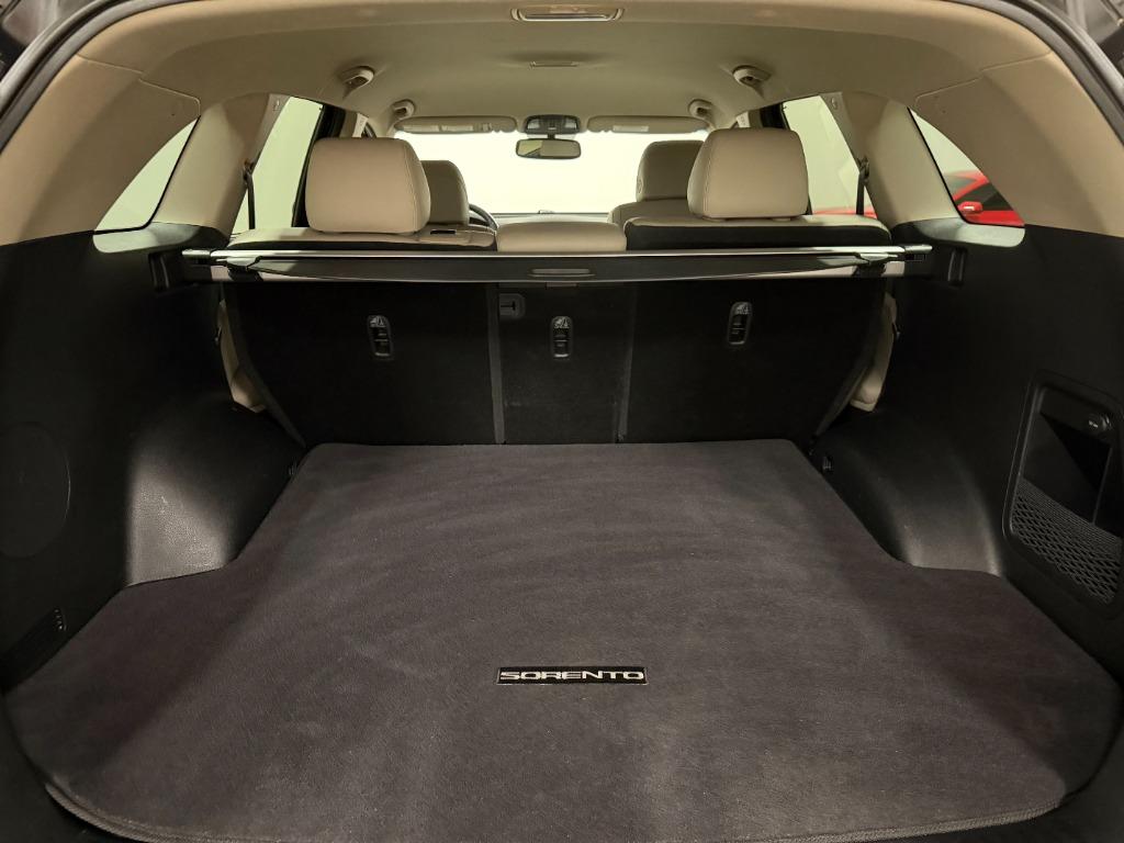 2017 Kia Sorento - $14,425