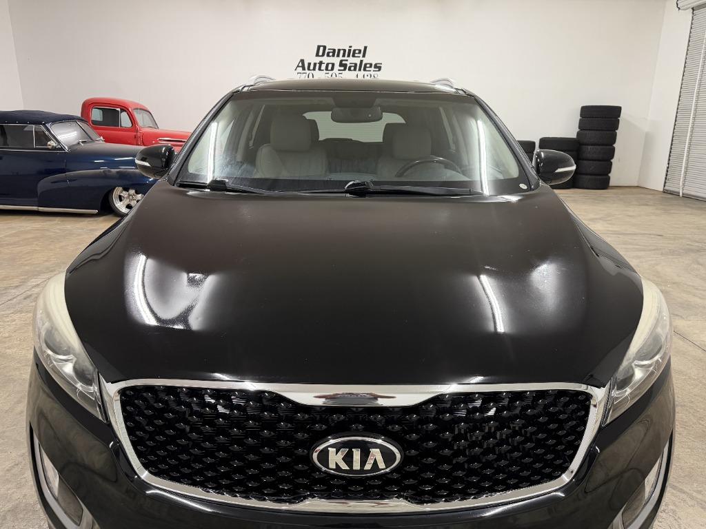 2017 Kia Sorento - $14,425