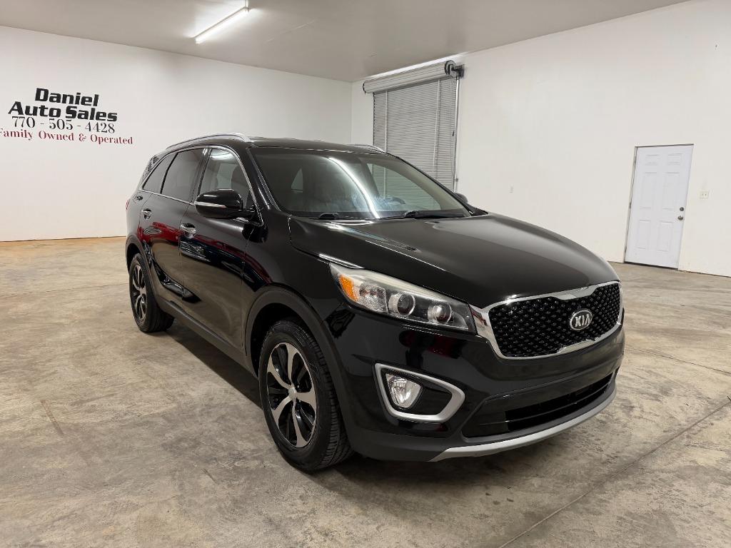 2017 Kia Sorento - $14,425
