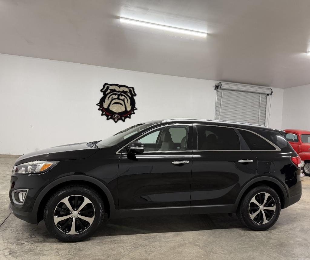 2017 Kia Sorento - $14,425