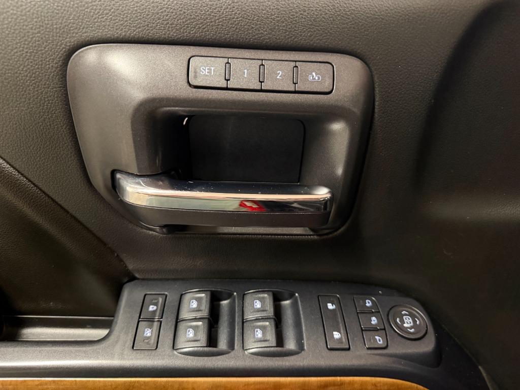 2017 Chevrolet Silverado - $26,950