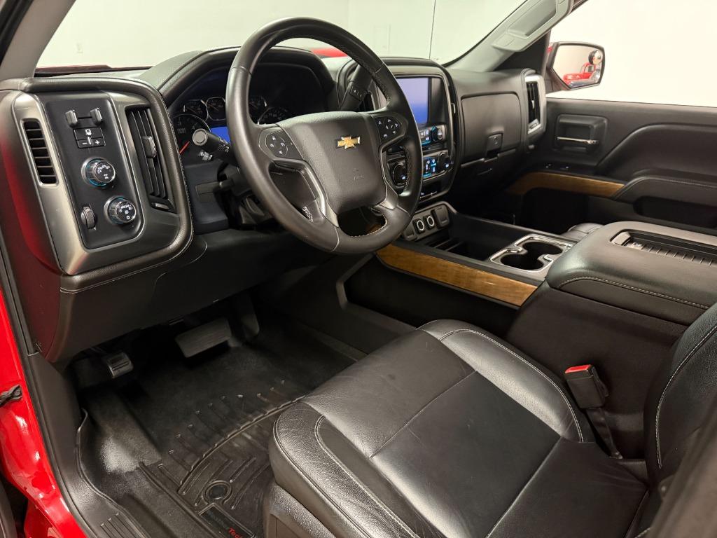 2017 Chevrolet Silverado - $26,950