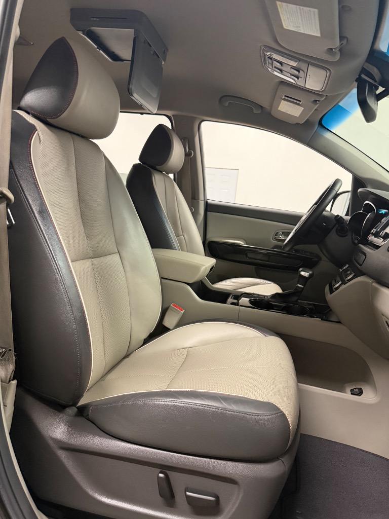 2018 Kia Sedona - $12,950