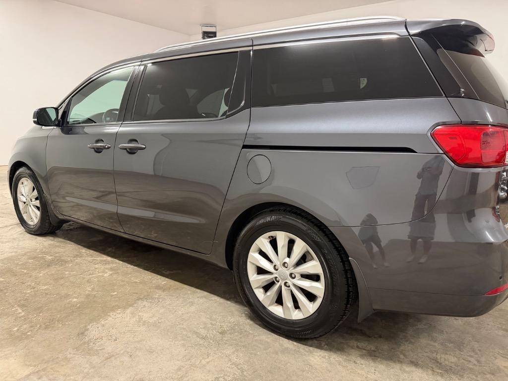 2018 Kia Sedona - $12,950
