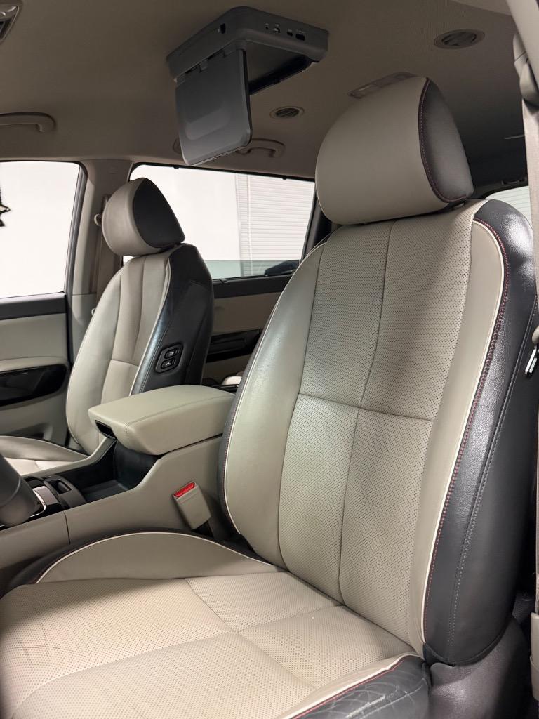 2018 Kia Sedona - $12,950