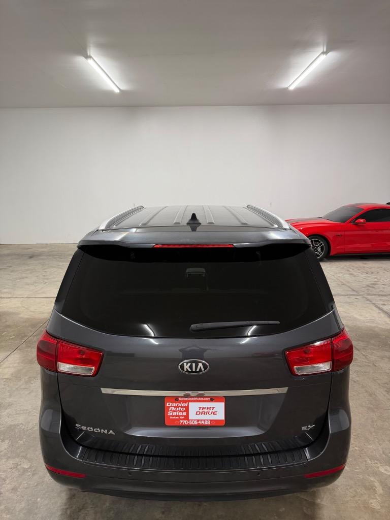 2018 Kia Sedona - $12,950
