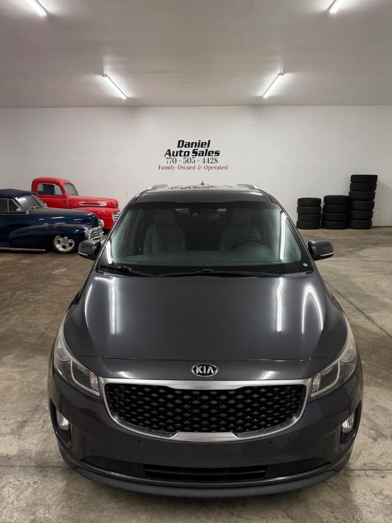 2018 Kia Sedona - $12,950