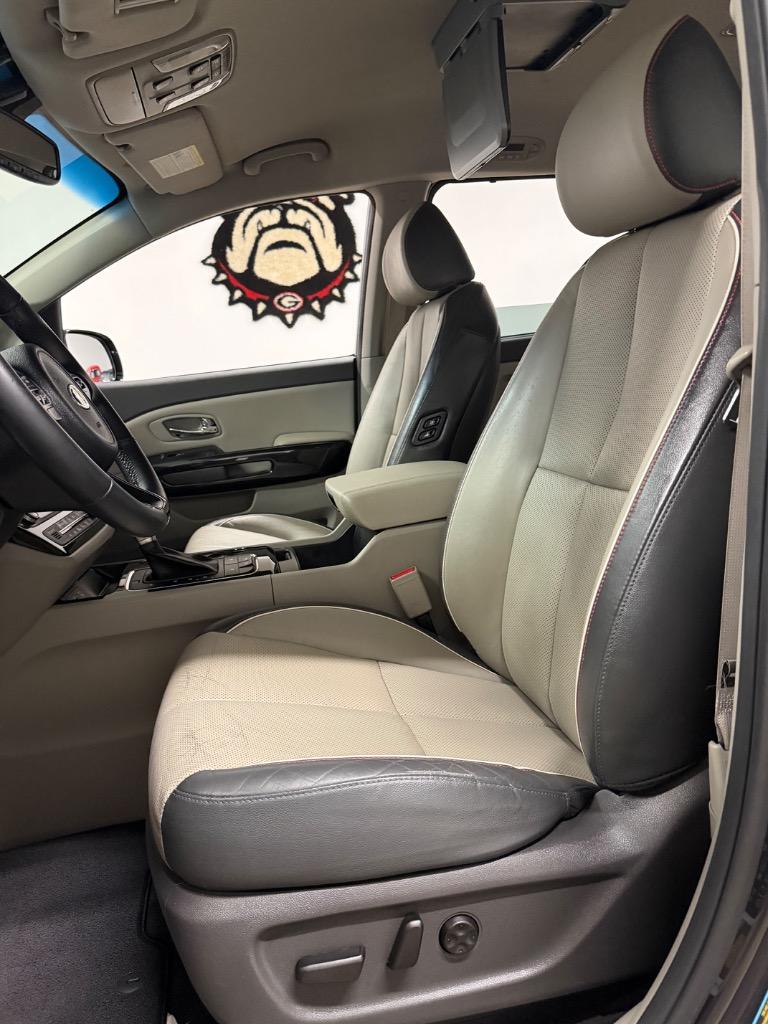 2018 Kia Sedona - $12,950