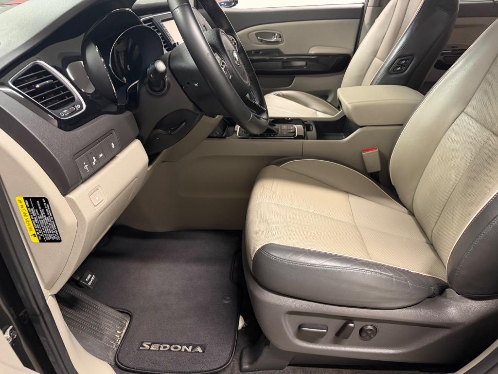 2018 Kia Sedona - $12,950