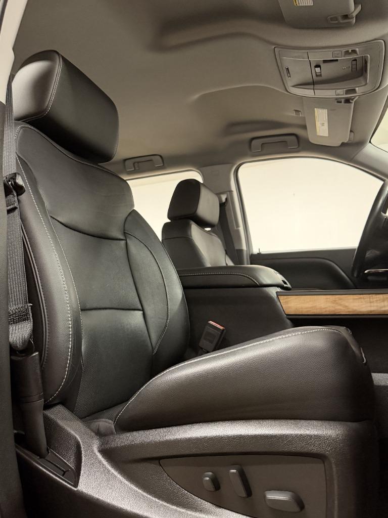 2018 Chevrolet Silverado - $20,950