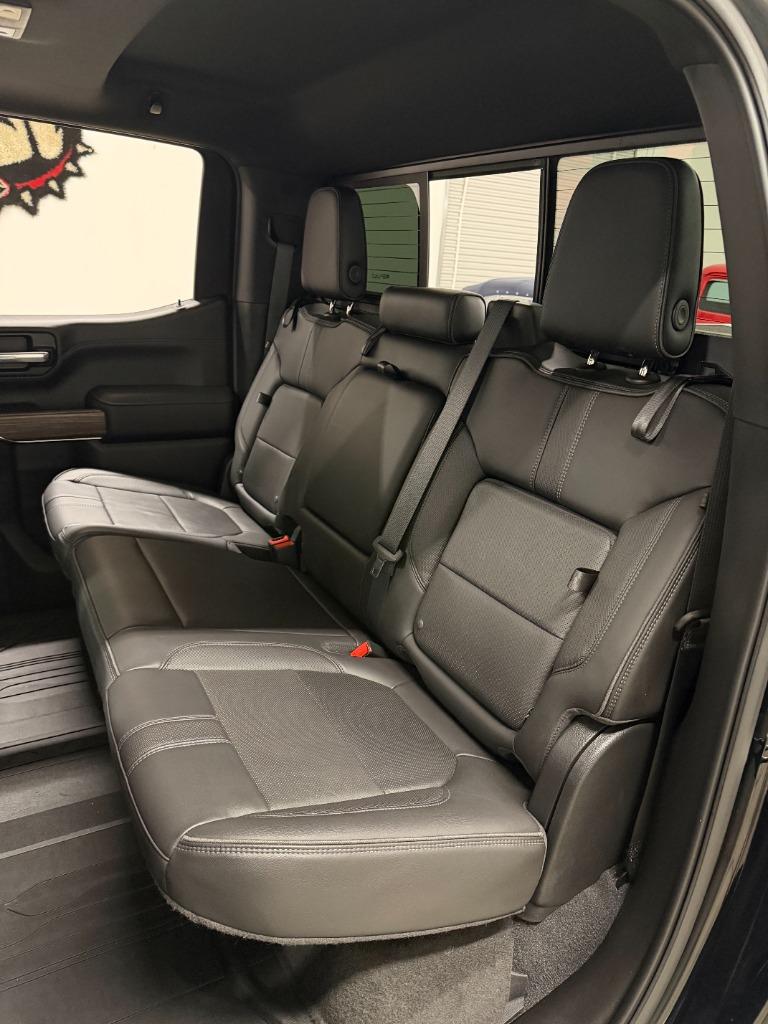 2020 Chevrolet Silverado 1500 High Country Crew Cab 4WD - $40,950