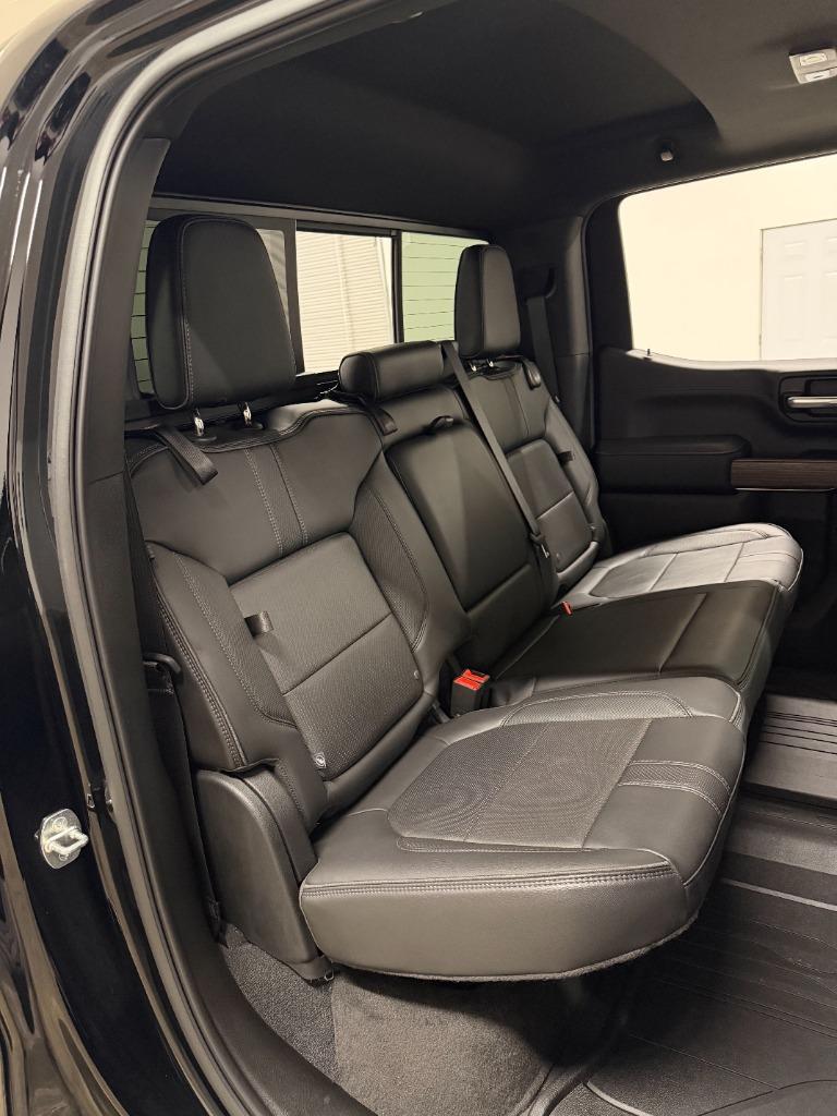 2020 Chevrolet Silverado 1500 High Country Crew Cab 4WD - $40,950