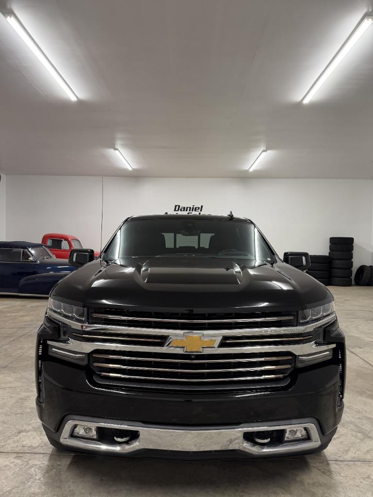 2020 Chevrolet Silverado 1500 High Country Crew Cab 4WD - $40,950