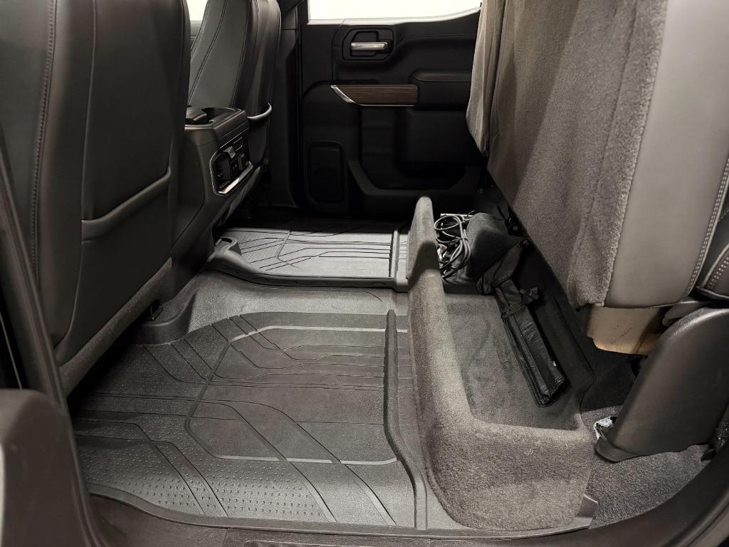 2020 Chevrolet Silverado 1500 High Country Crew Cab 4WD - $40,950