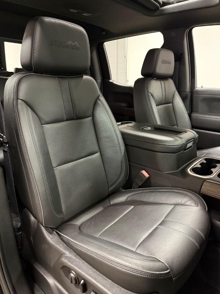 2020 Chevrolet Silverado 1500 High Country Crew Cab 4WD - $40,950
