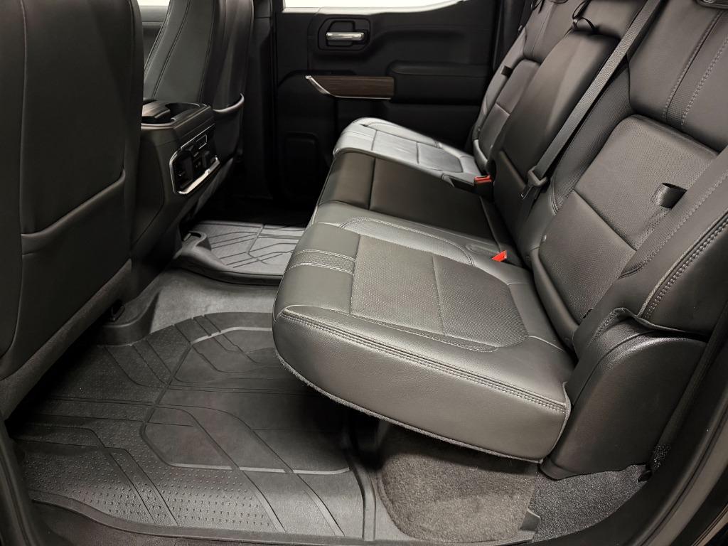 2020 Chevrolet Silverado 1500 High Country Crew Cab 4WD - $40,950