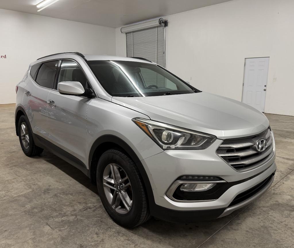 2017 Hyundai Santa Fe - $8,950