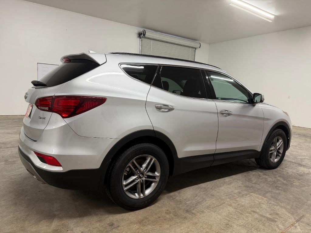 2017 Hyundai Santa Fe - $8,950