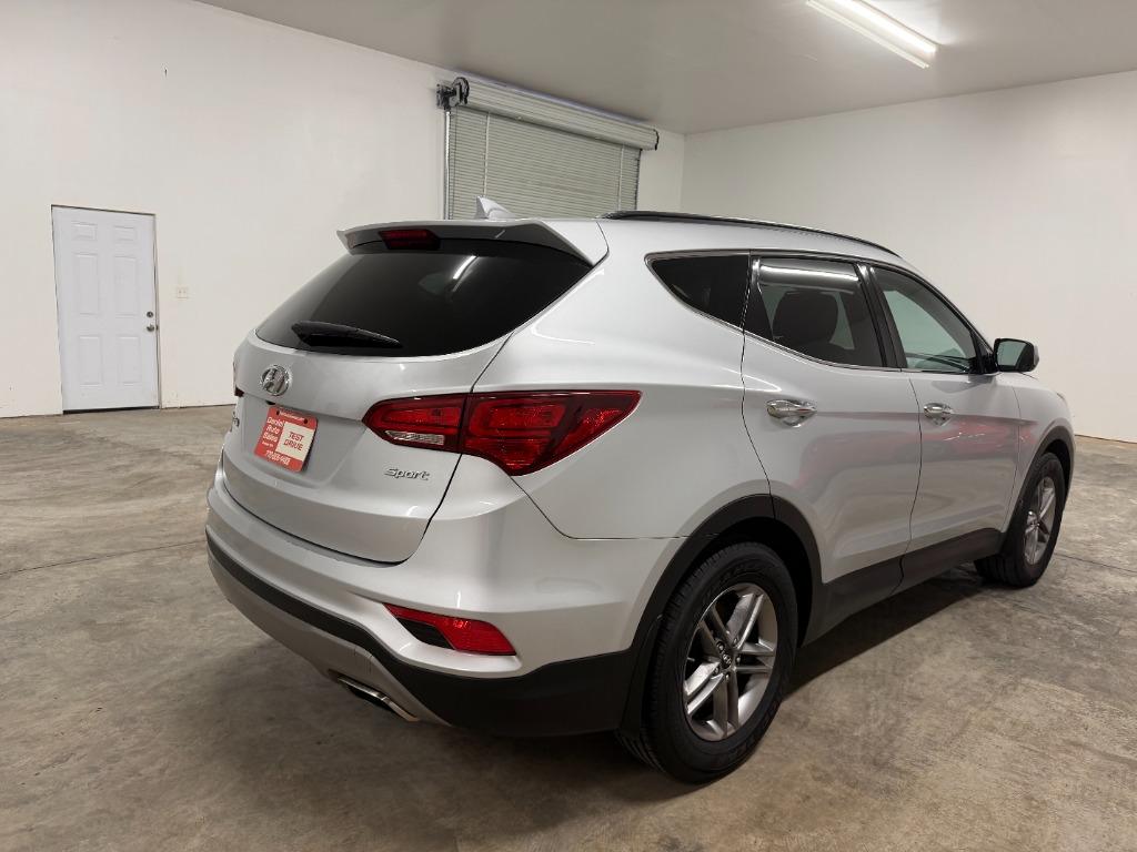 2017 Hyundai Santa Fe - $8,950