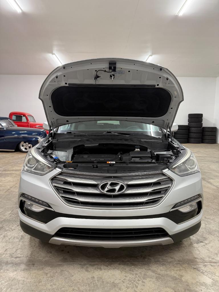 2017 Hyundai Santa Fe - $8,950