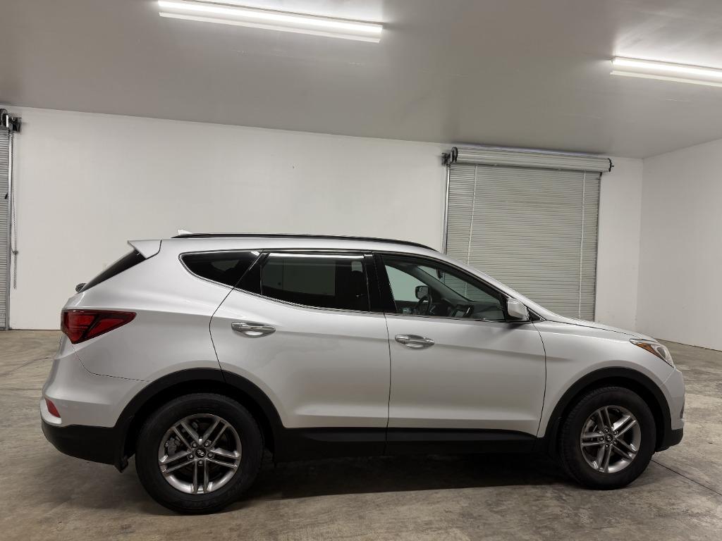 2017 Hyundai Santa Fe - $8,950