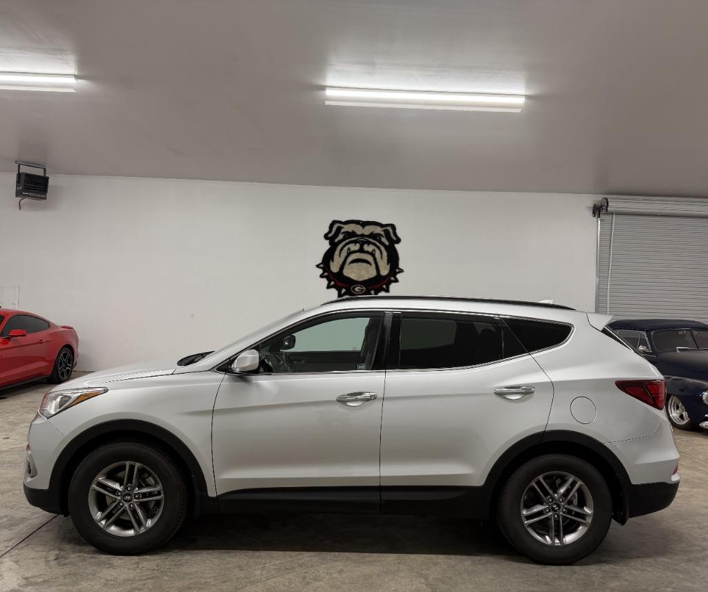 2017 Hyundai Santa Fe - $8,950