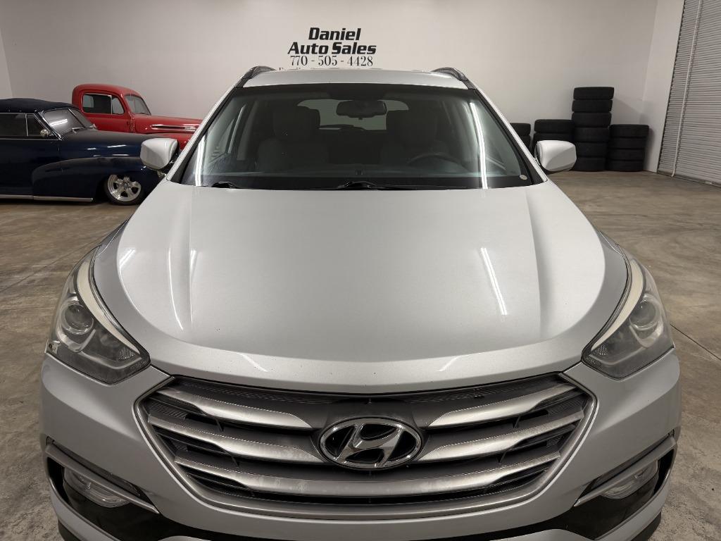 2017 Hyundai Santa Fe - $8,950