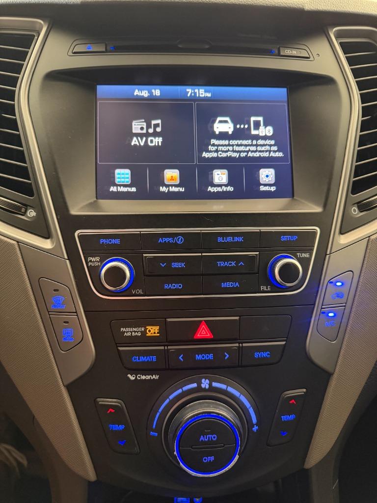 2017 Hyundai Santa Fe - $8,950