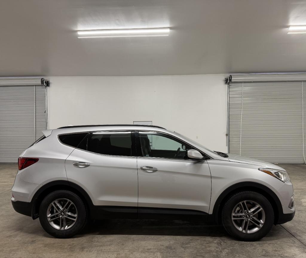 2017 Hyundai Santa Fe - $8,950