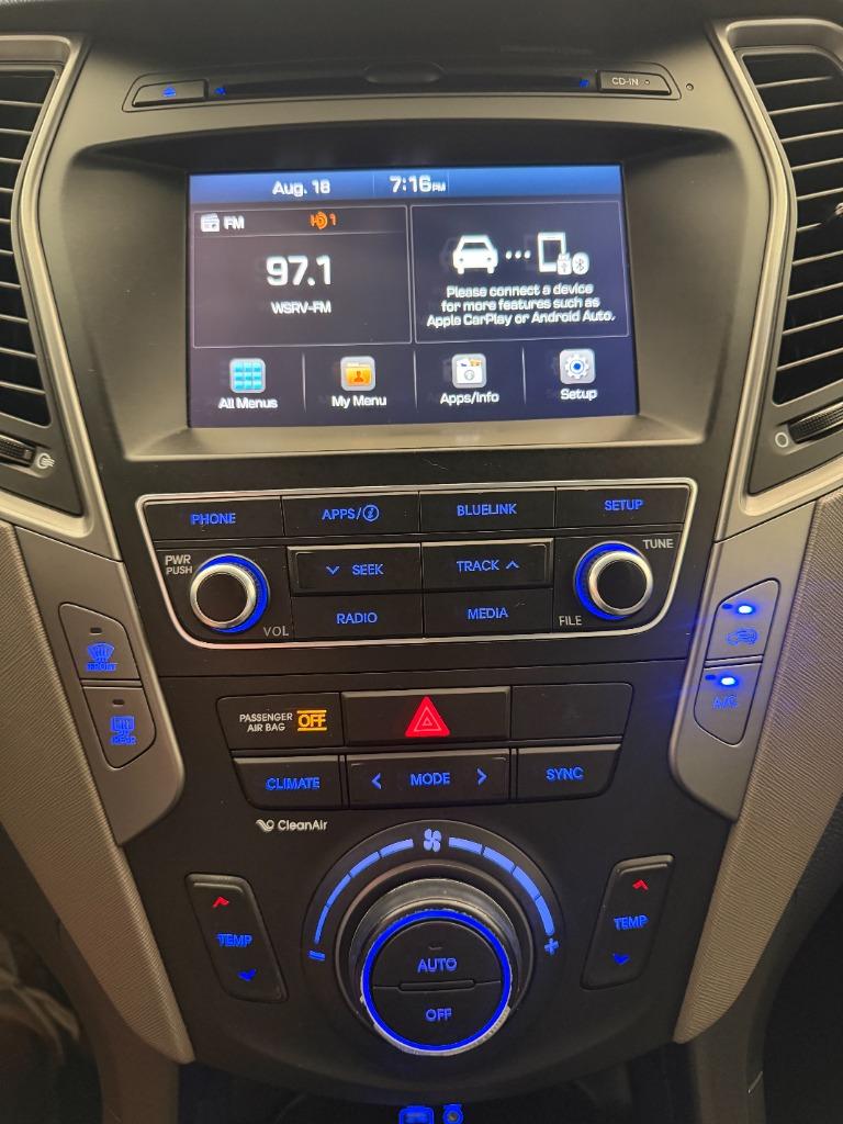 2017 Hyundai Santa Fe - $8,950