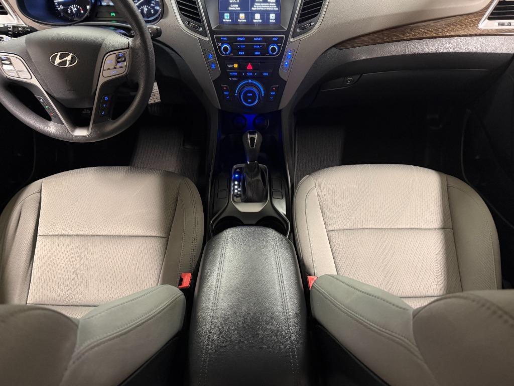 2017 Hyundai Santa Fe - $8,950