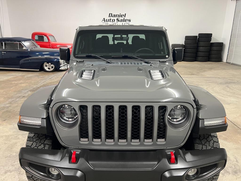 2023 Jeep Gladiator - $38,950