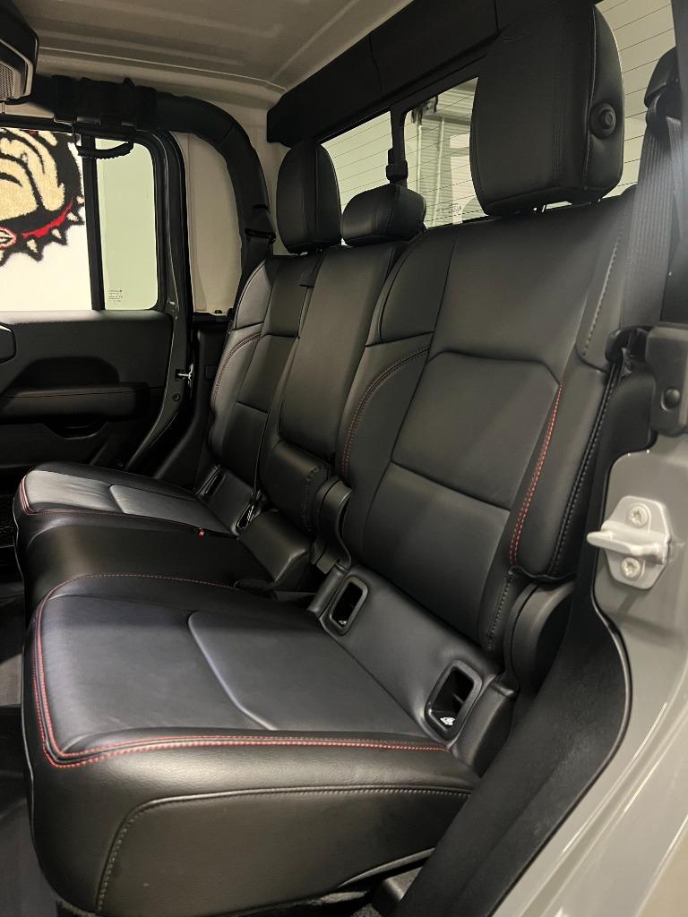 2023 Jeep Gladiator - $38,950
