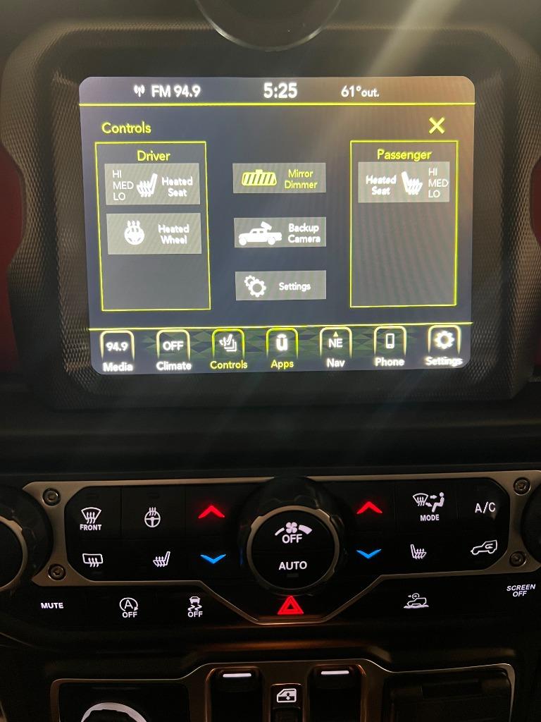 2023 Jeep Gladiator - $38,950