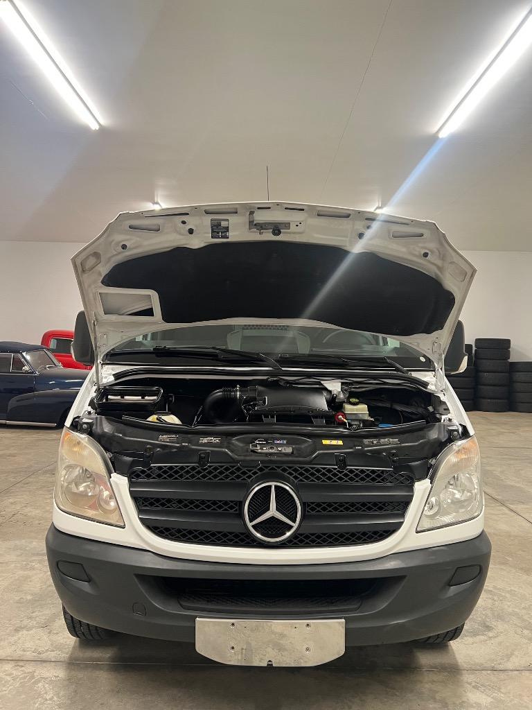 2013 Mercedes-Benz 500 - $13,950
