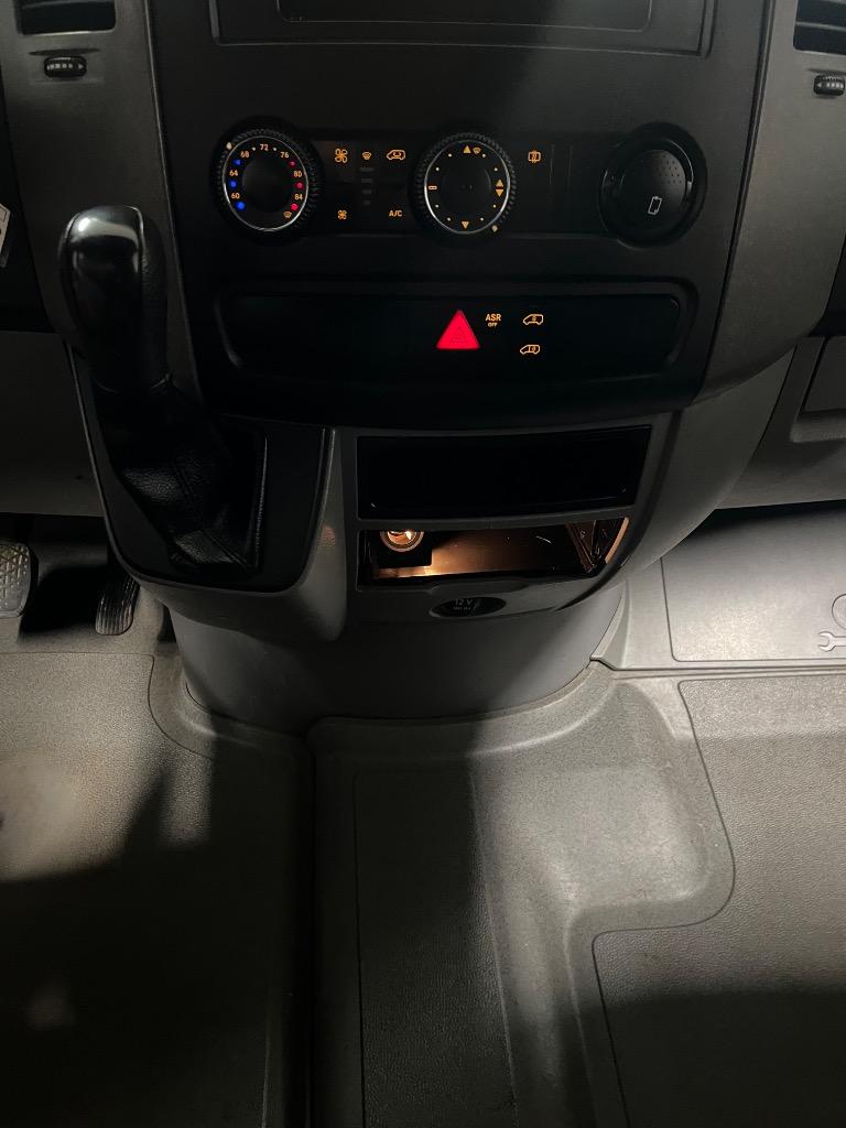 2013 Mercedes-Benz 500 - $13,950