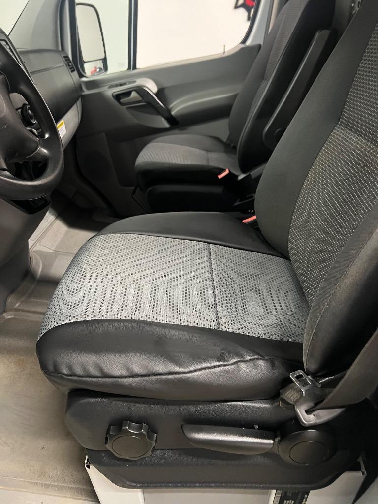 2013 Mercedes-Benz 500 - $13,950