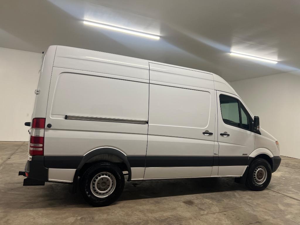 2013 Mercedes-Benz 500 - $13,950