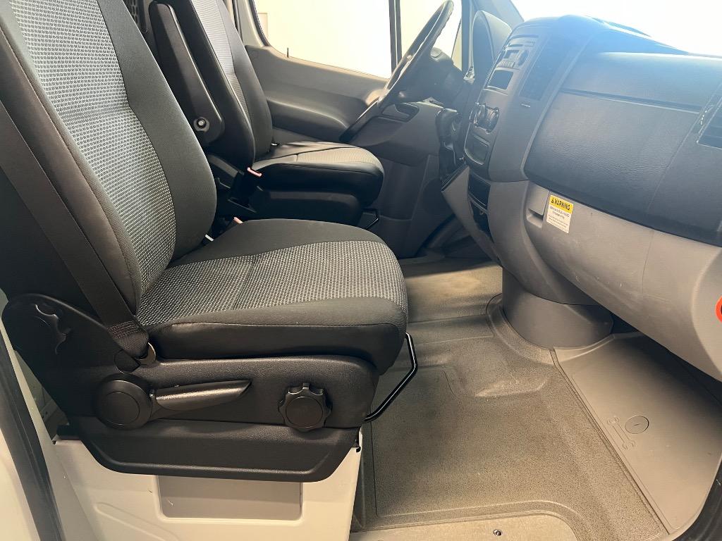 2013 Mercedes-Benz 500 - $13,950