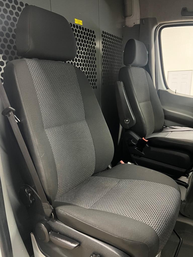 2013 Mercedes-Benz 500 - $13,950
