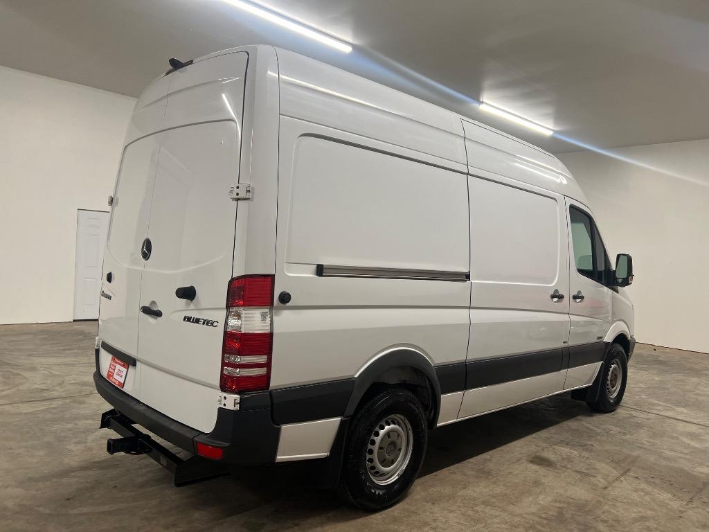 2013 Mercedes-Benz 500 - $13,950