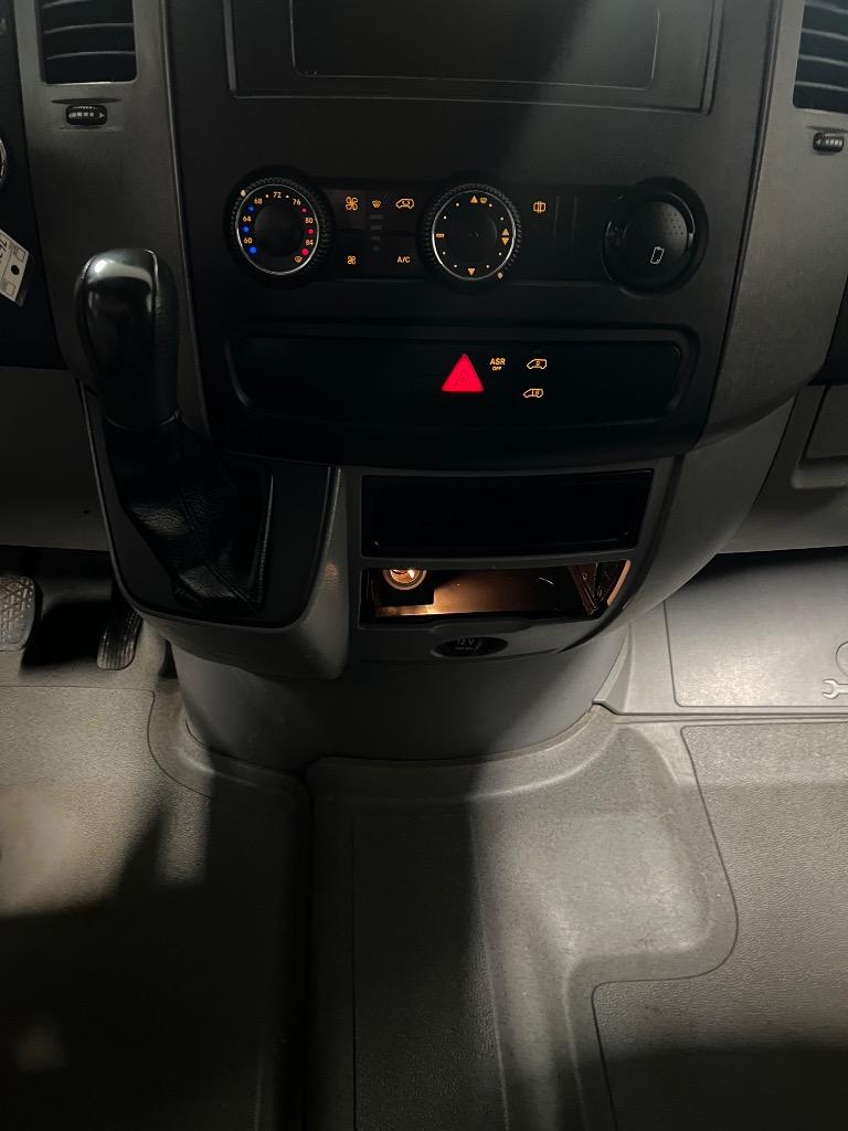 2013 Mercedes-Benz 500 - $13,950