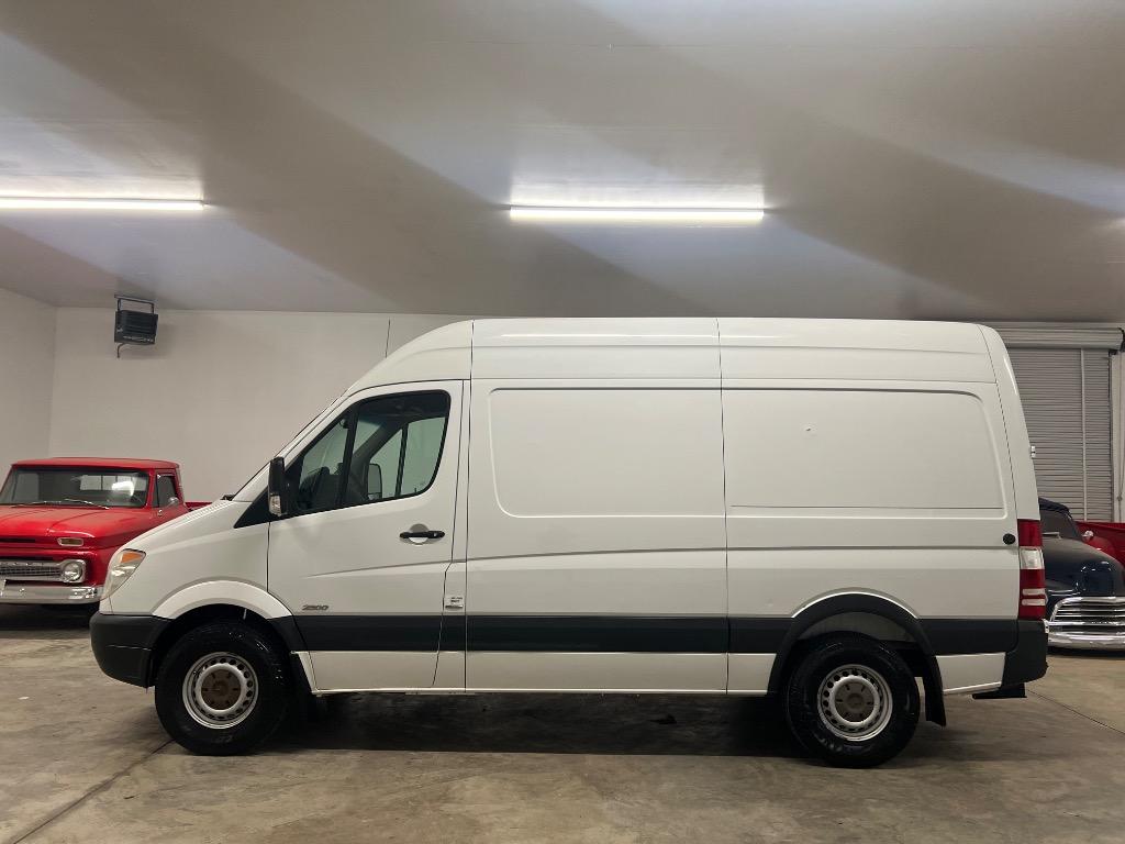 2013 Mercedes-Benz 500 - $13,950
