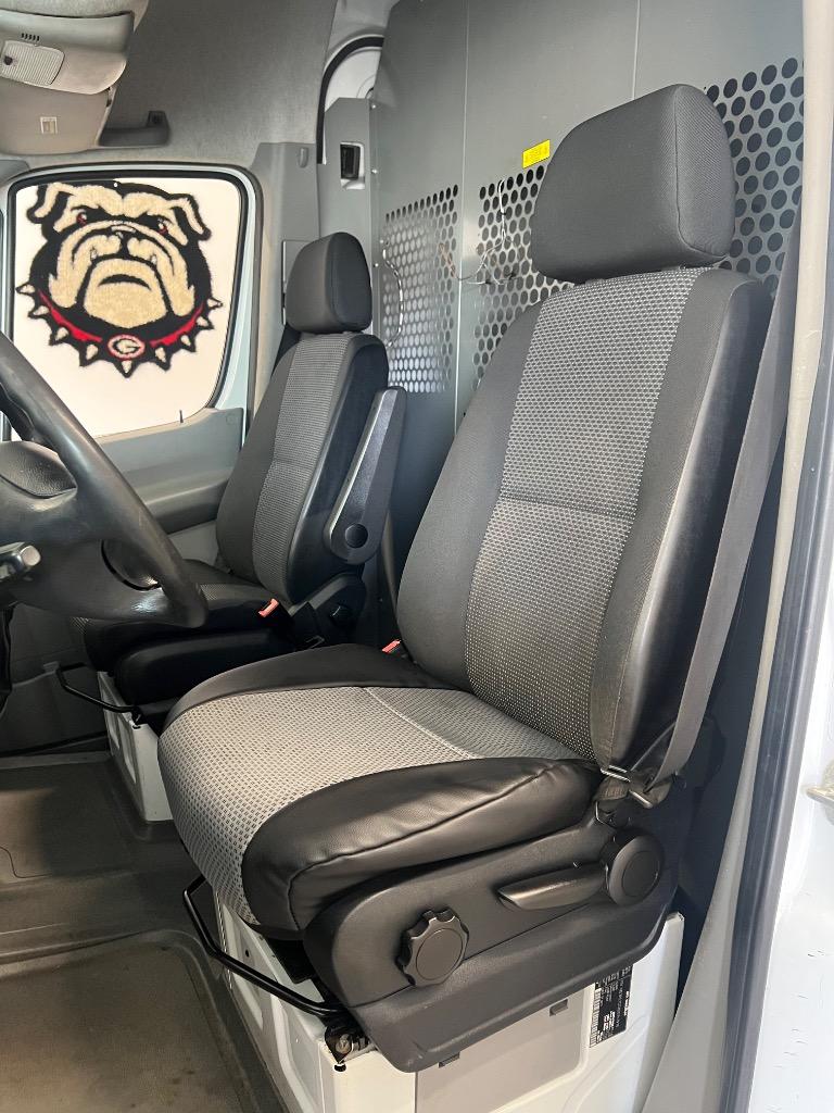 2013 Mercedes-Benz 500 - $13,950