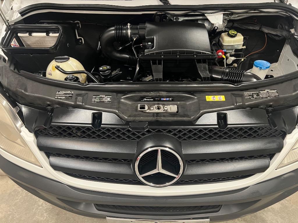 2013 Mercedes-Benz 500 - $13,950